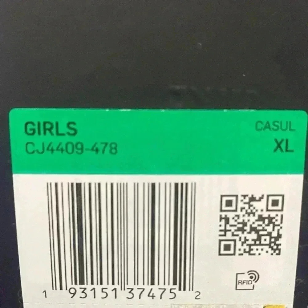 New Girl’s Nike Purple Mock Neck Sweatshirt - Picture 5 of 7